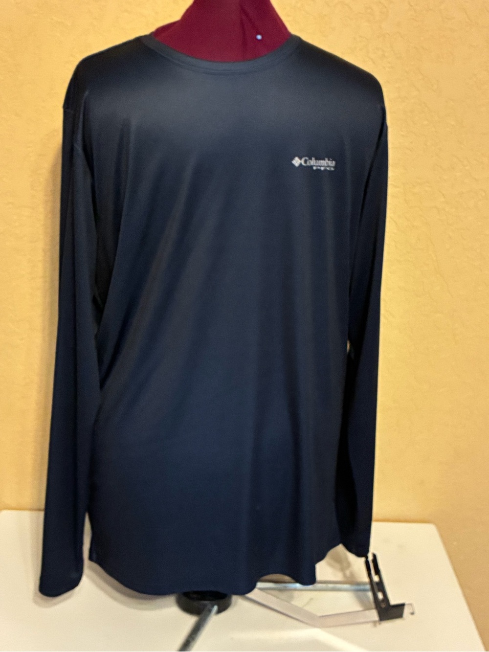 Columbia Men's PFG Omni Shade Dri-Fit Long Sleeve Fishing ShirtโLARGE